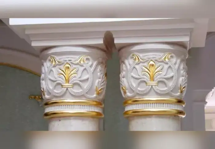 GRC or GRG Decorative Column Capitals