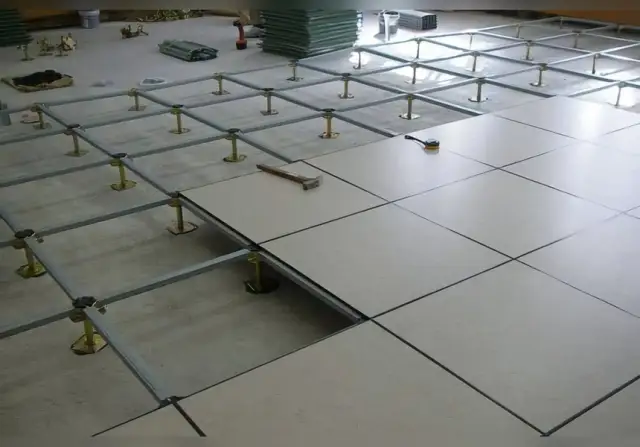 Raised floor systems are used to conceal the passage of electrical and mechanical services across the ground.
