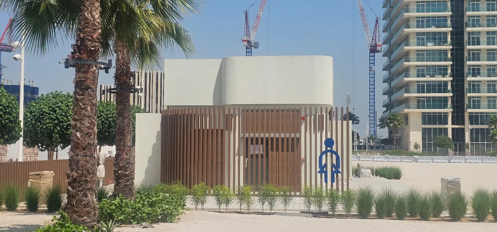 Toilet Block for Dubai Harbour Beaches - image 3