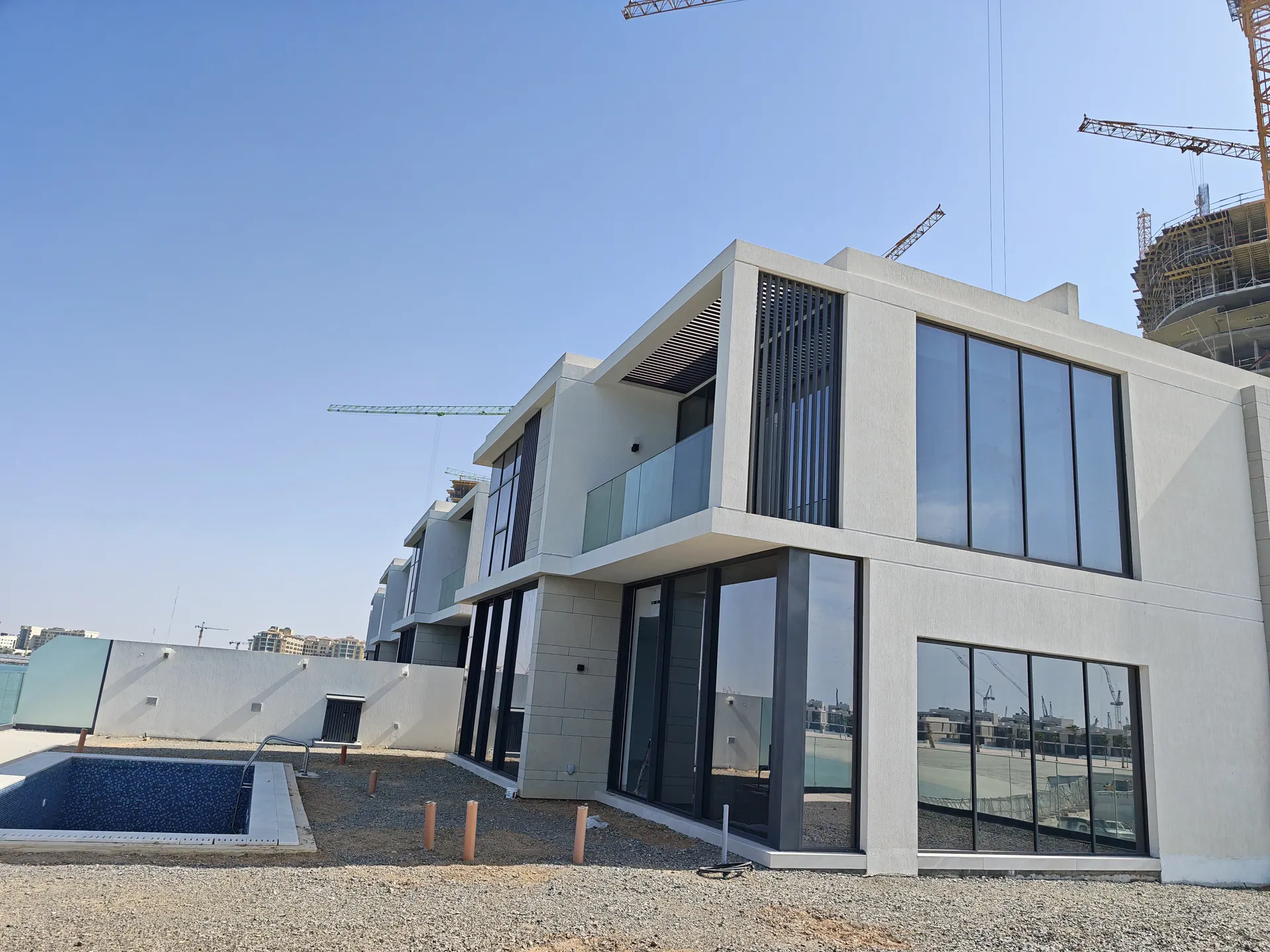 Danah Bay ‐ Residential villas - image 2