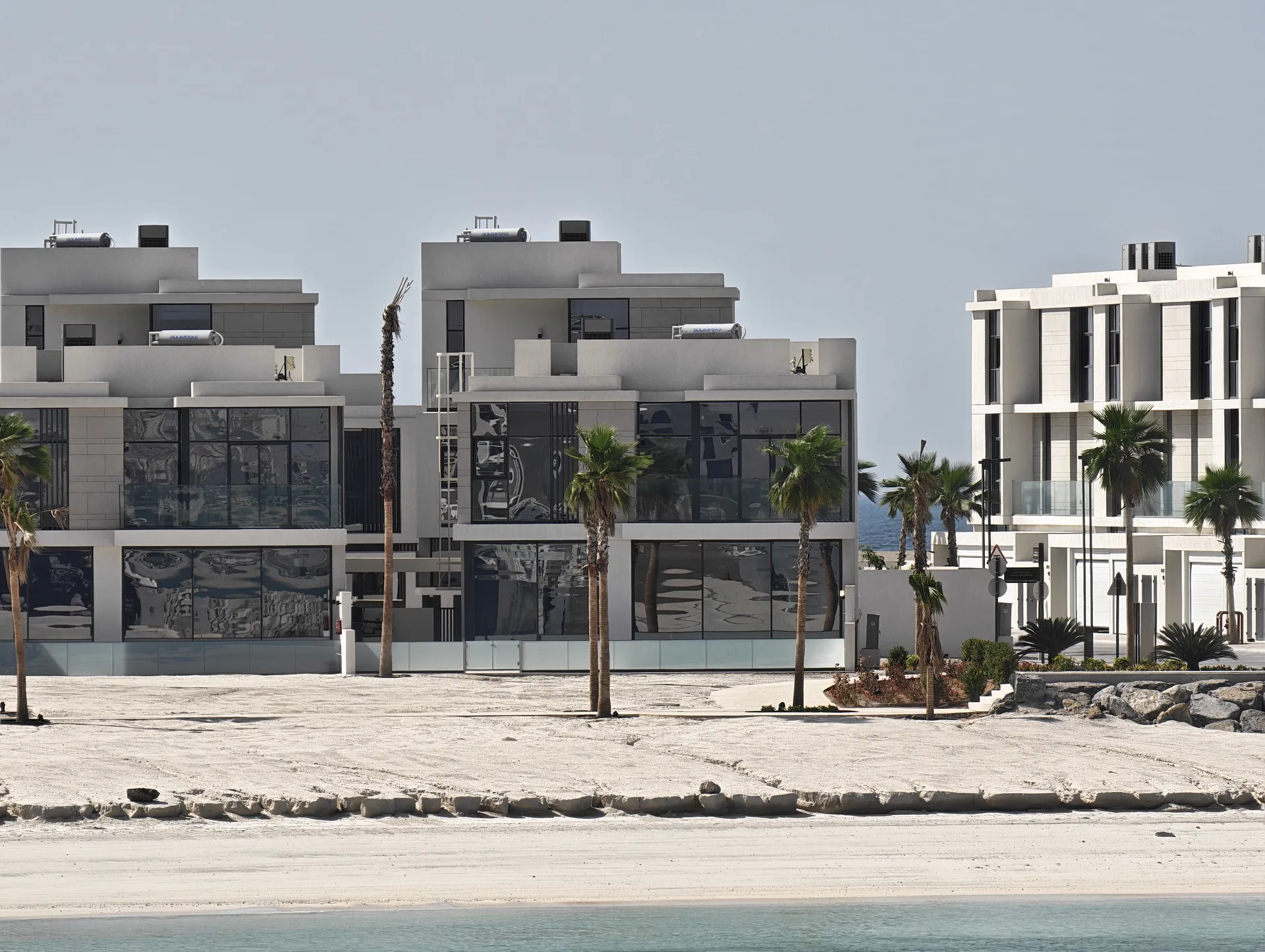 Danah Bay ‐ Residential villas - image 5