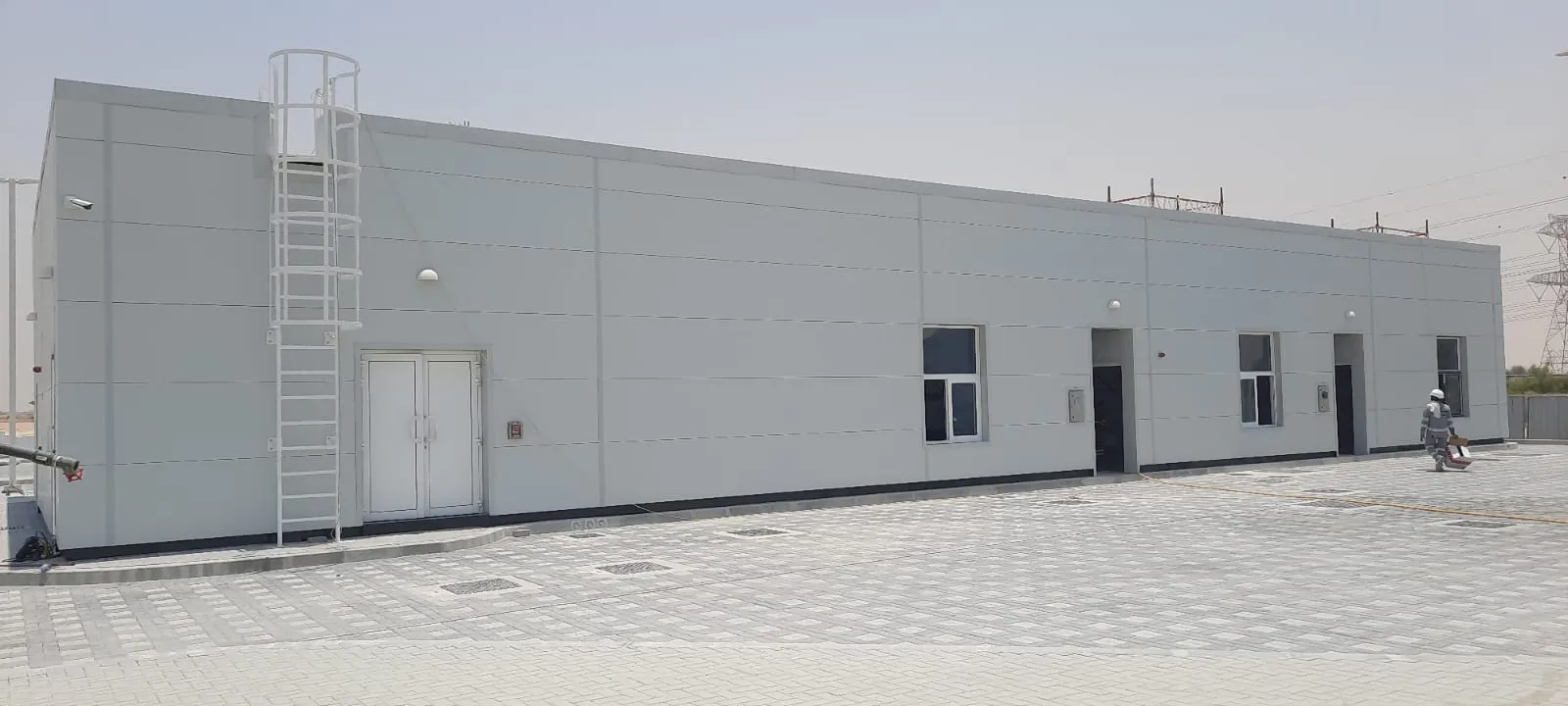 Dubai Land Service Station - image 5